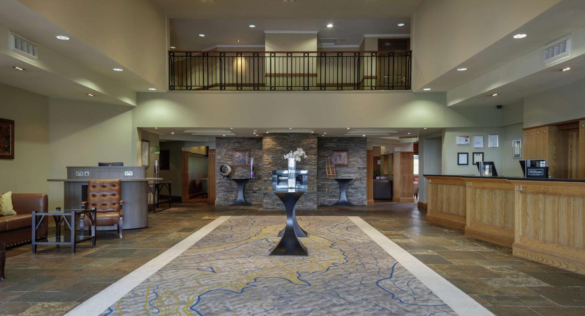 Glasgow Westerwood Hotel, Spa & Golf Resort Камбернолд Экстерьер фото