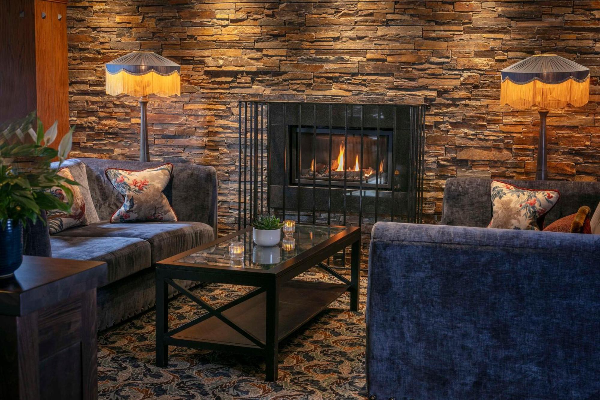 Glasgow Westerwood Hotel, Spa & Golf Resort Камбернолд Экстерьер фото